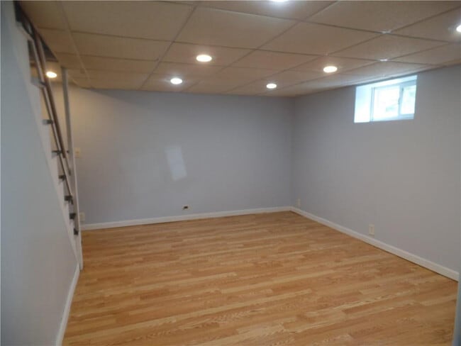 Building Photo - 110 Knowlton St