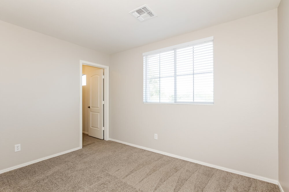 Building Photo - 1344 S 220th Dr