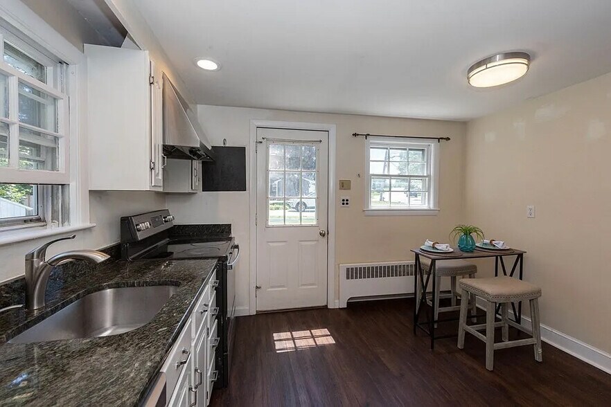 kitchen - 353 Washington St