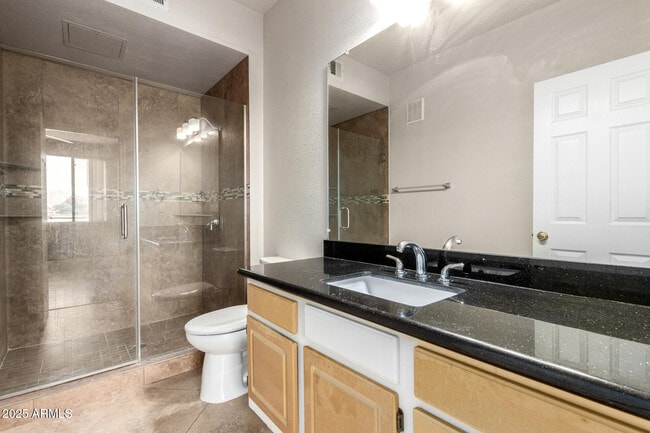 Building Photo - 5401 E Van Buren St