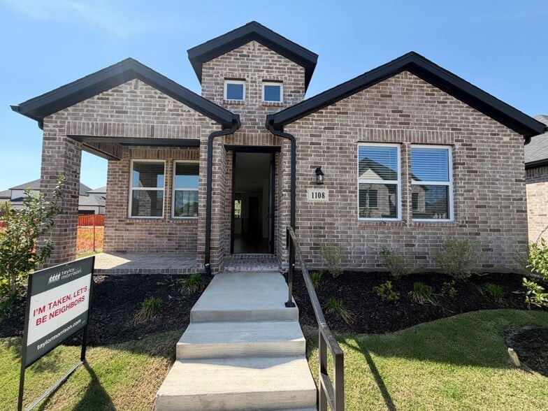 Building Photo - 1108 Broomsedge Mews