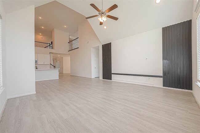 Building Photo - 3111 Trishelle Ct