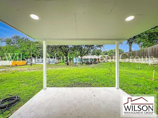 Building Photo - 552 B C Terry Rd