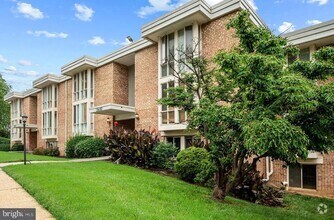 Building Photo - 2632 Wagon Dr