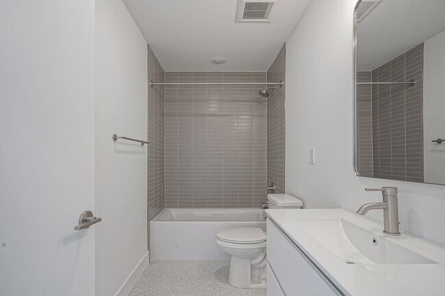 Building Photo - 2654 Coral St