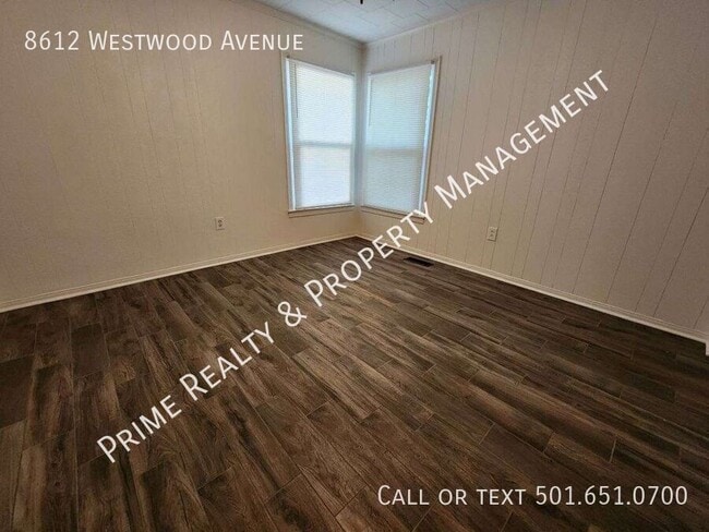 Building Photo - 8612 Westwood Ave