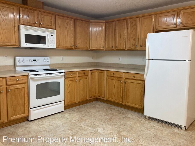 Building Photo - 3 br, 2 bath House - 636 Blair Court NE