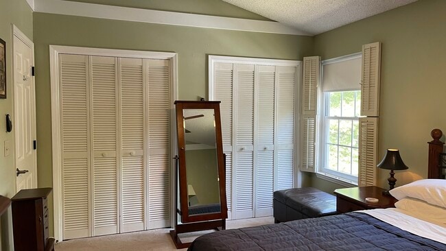 Front bedroom (back bedroom is the same) - 229 Quail Run