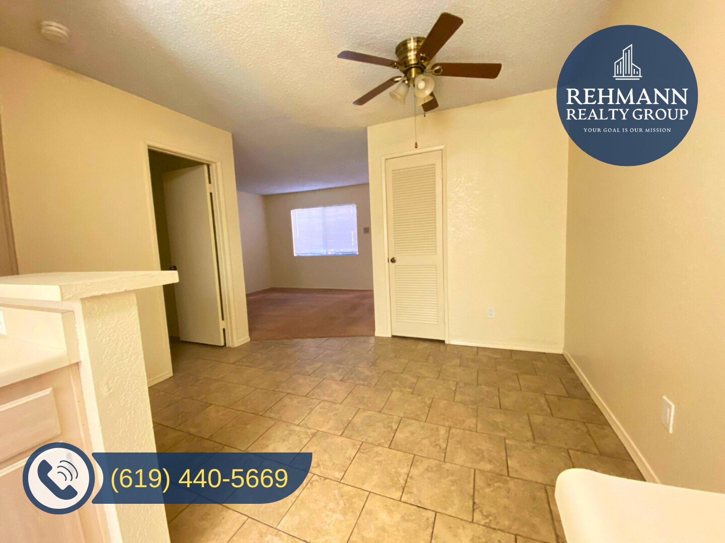 Building Photo - 4177 Iowa St