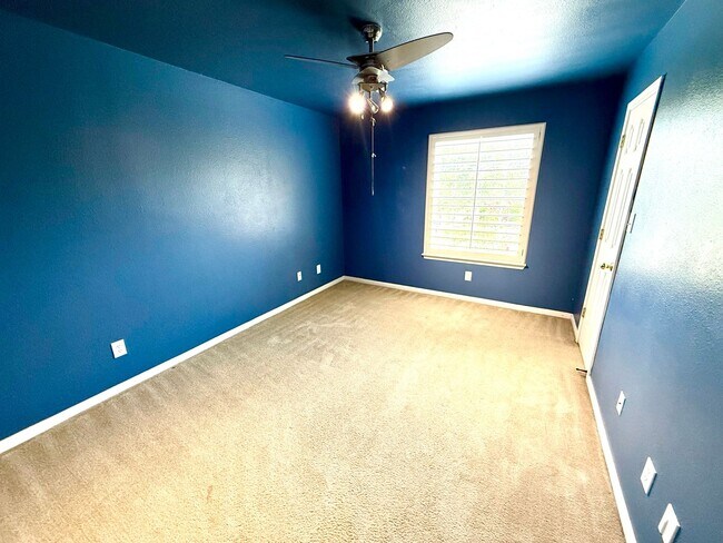 Building Photo - 842 Windhurst
