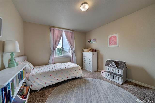 Building Photo - 8013 Pinfeather Dr