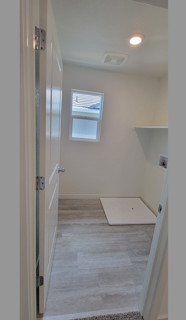 Building Photo - BRAND NEW (Solar) 4/2.5 Roseville!  Please...