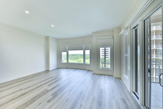 Building Photo - 400 Kelly Plantation Dr