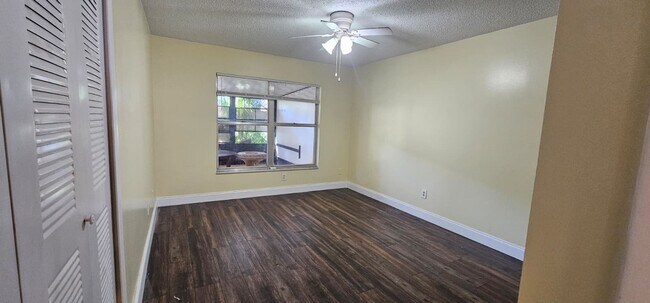 Building Photo - Beautiful Villa in Kissimmee