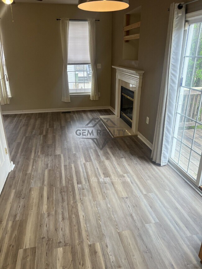 Building Photo - 6507 Hot Spring Ln