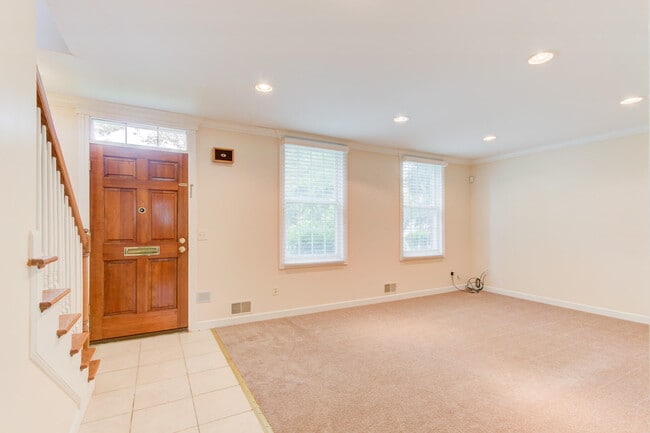 Building Photo - 801 N Sherman Dr