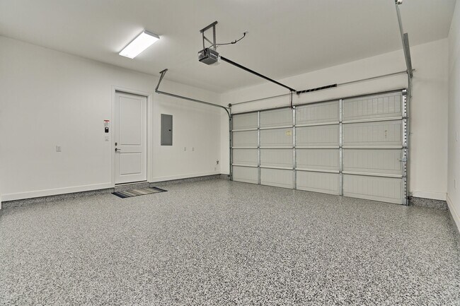Building Photo - 2037 Carlson Creek Dr