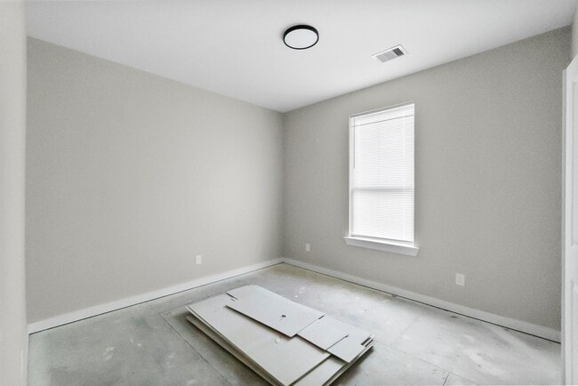Building Photo - 16227 Green Manor Dr