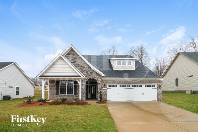 Building Photo - 433 Melva Ln