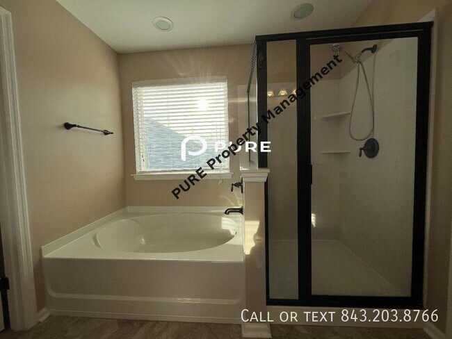 Building Photo - Big Two Story Home in Cane Bay!