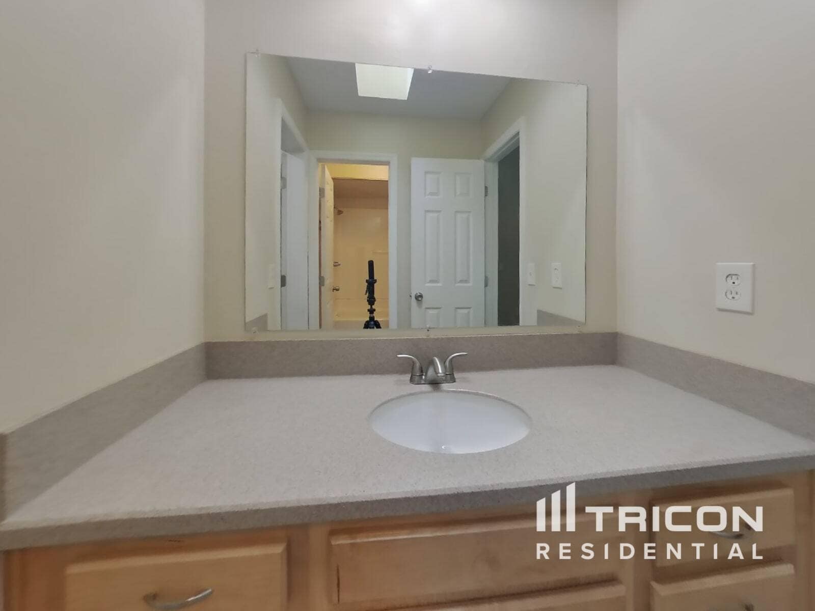 Building Photo - 6751 Alisma Ln