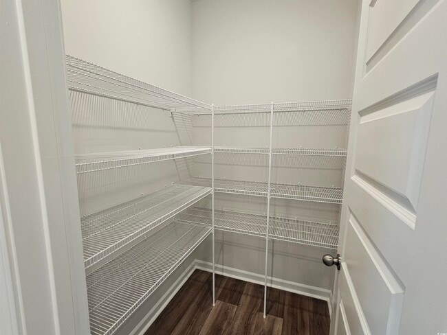 Building Photo - 789 Wapama St