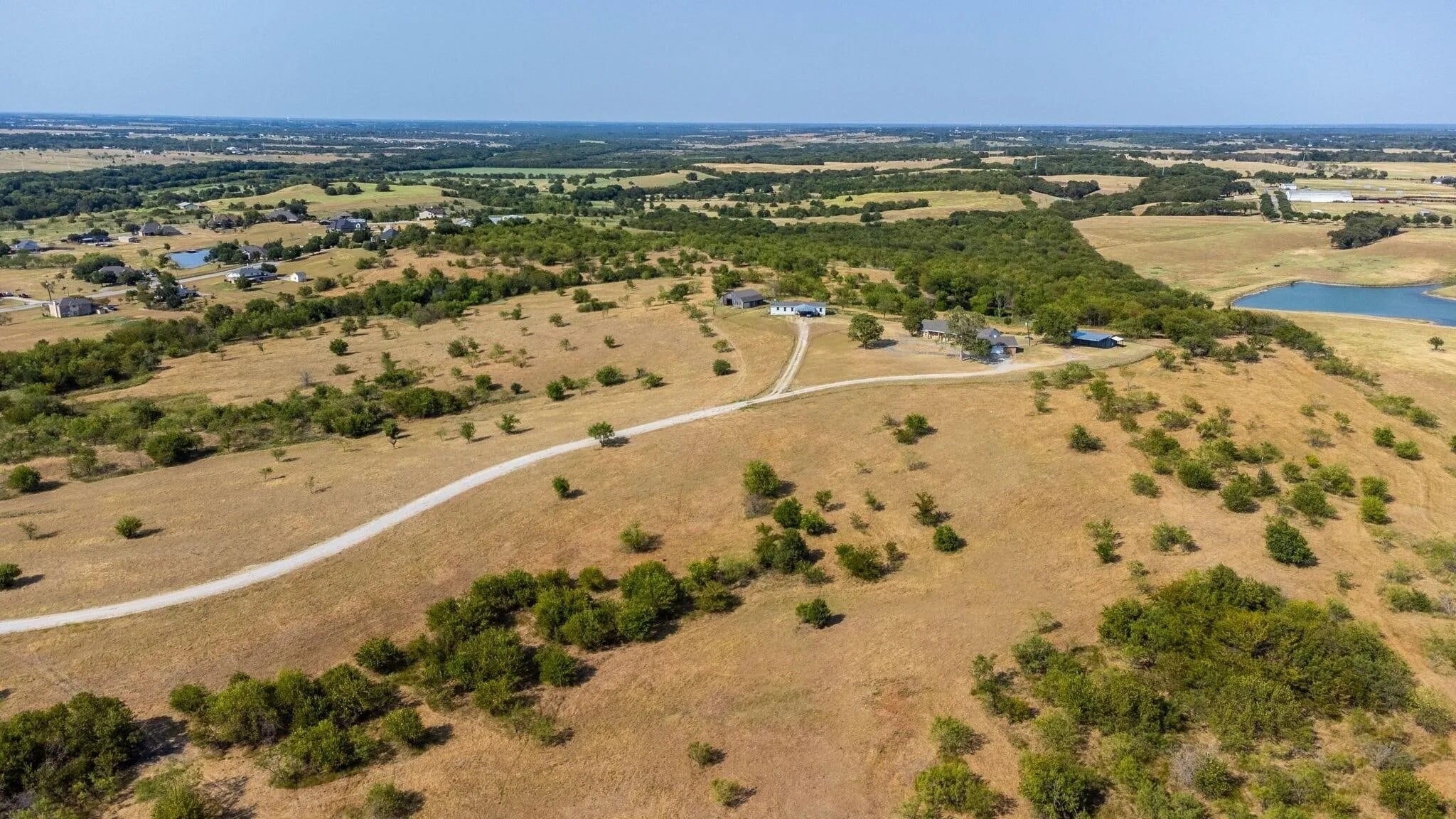 Building Photo - 6200 N Interstate 45 Service Rd