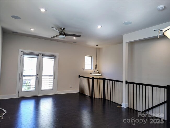 Building Photo - 13031 Tinton Ave