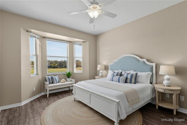 Building Photo - 819 Fairwaycove Ln