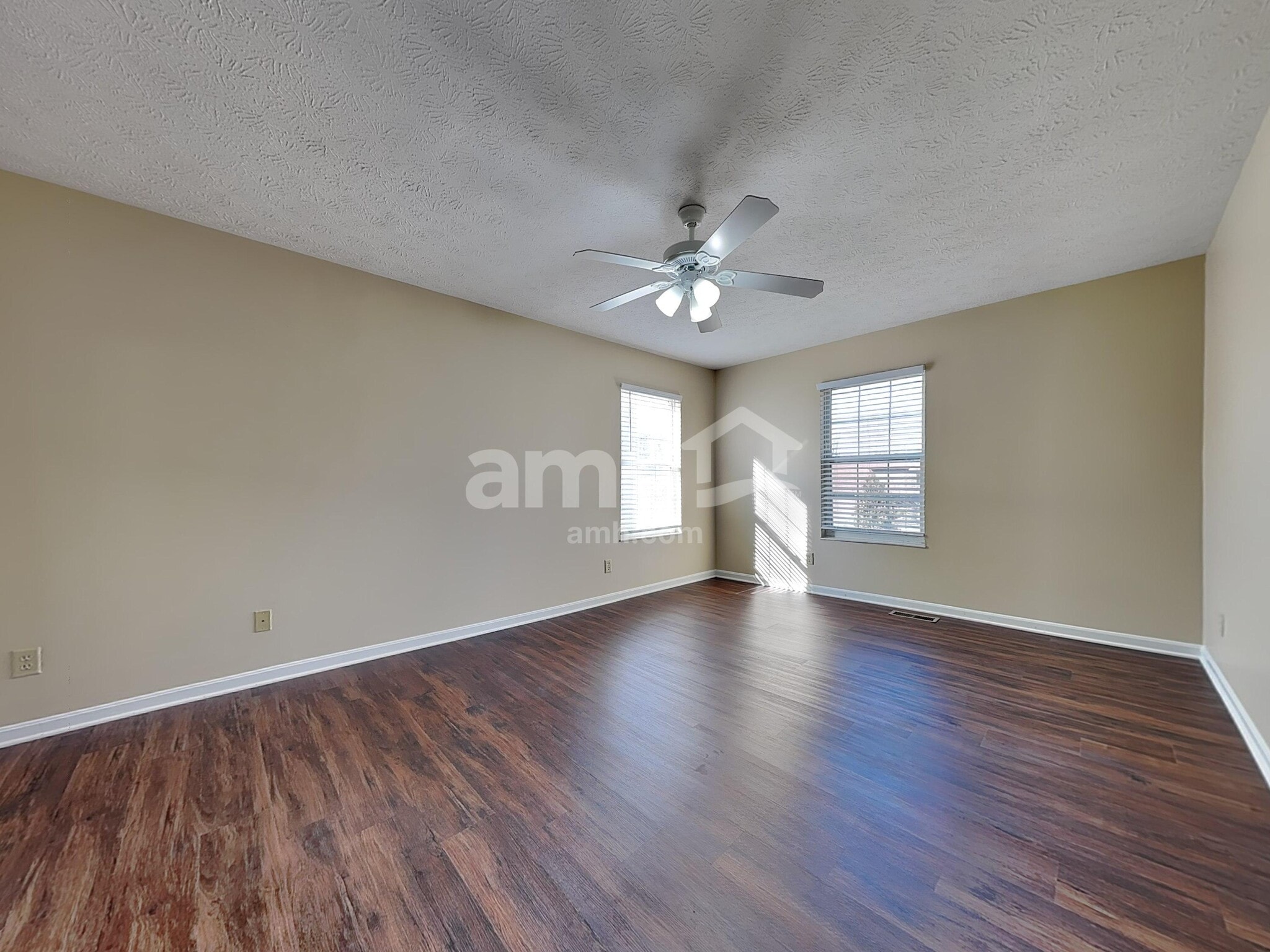 Building Photo - 1813 Bell Tower Cir