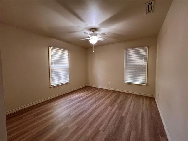 Building Photo - 509 Davis Dr