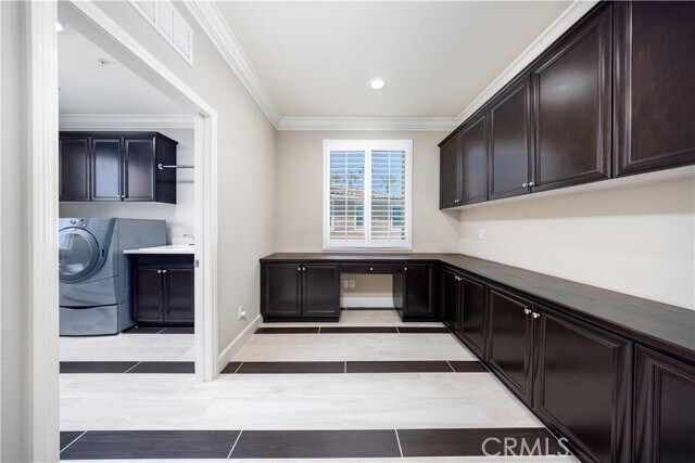 Building Photo - 7530 Cabrillo Way