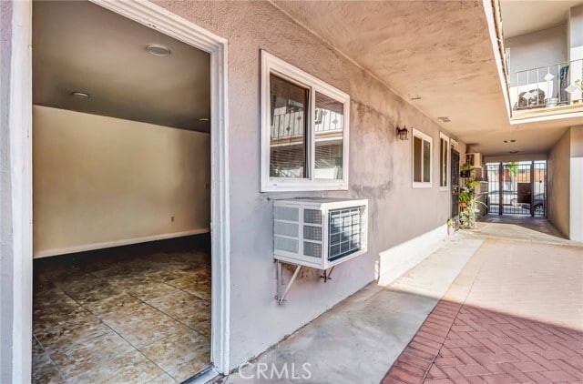 Building Photo - 6735 Elmer Ave