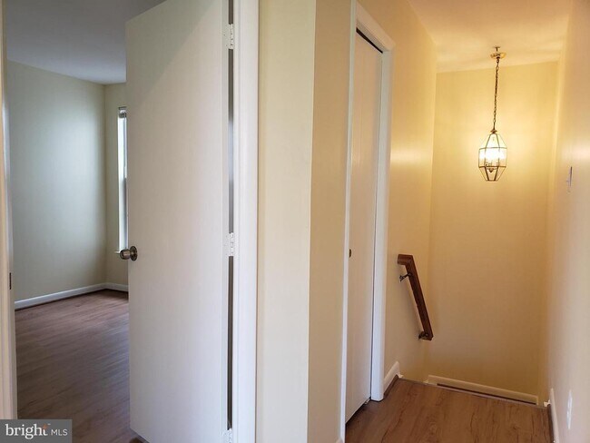 Building Photo - 18022 Royal Bonnet Cir