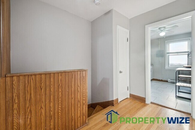 Building Photo - 5961 Benton Heights Ave