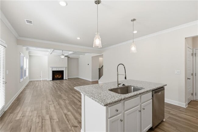 Building Photo - 1612 Dover Creek Ln