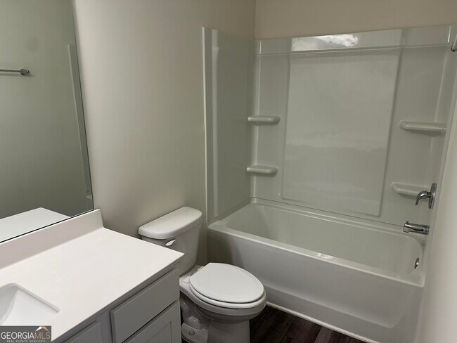 Building Photo - 1070 Paddington Dr