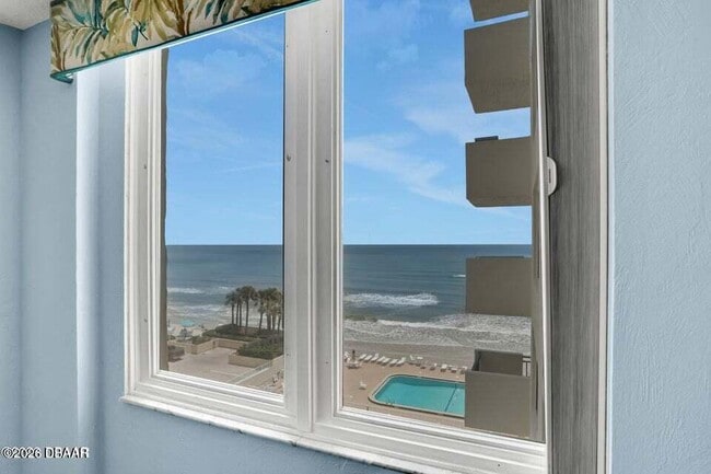 Building Photo - 2947 S Atlantic Ave