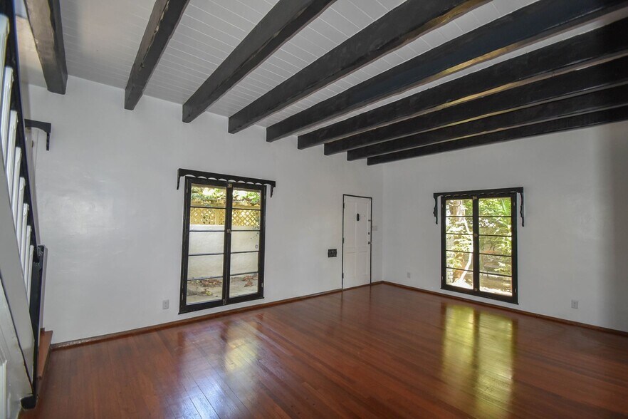 Building Photo - 1008 Orange Grv Ave