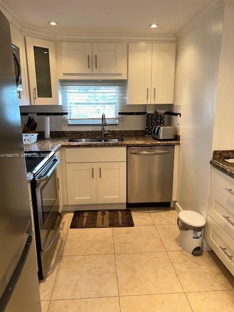 Building Photo - 311 S Hollybrook Dr