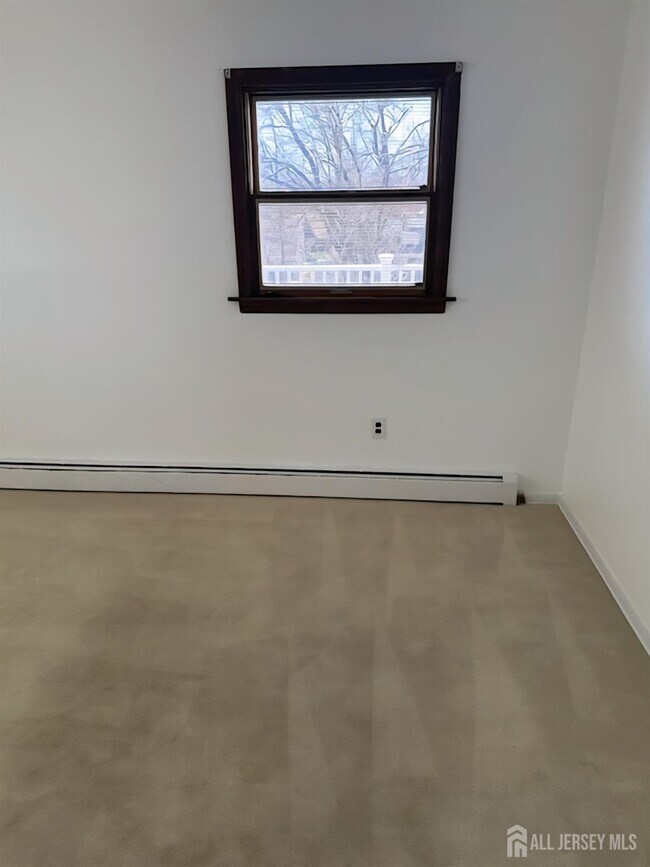 Building Photo - 182 Bloomfield Ave