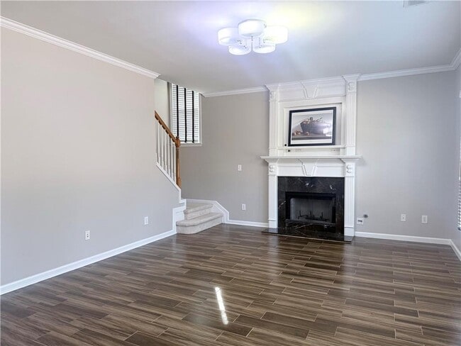 Building Photo - 8965 Friarbridge Dr