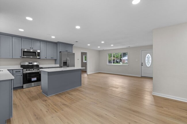 Building Photo - Charming 4BR Ranch in Prime Virginia Beach Location