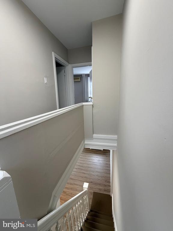 Building Photo - 2917 W Girard Ave