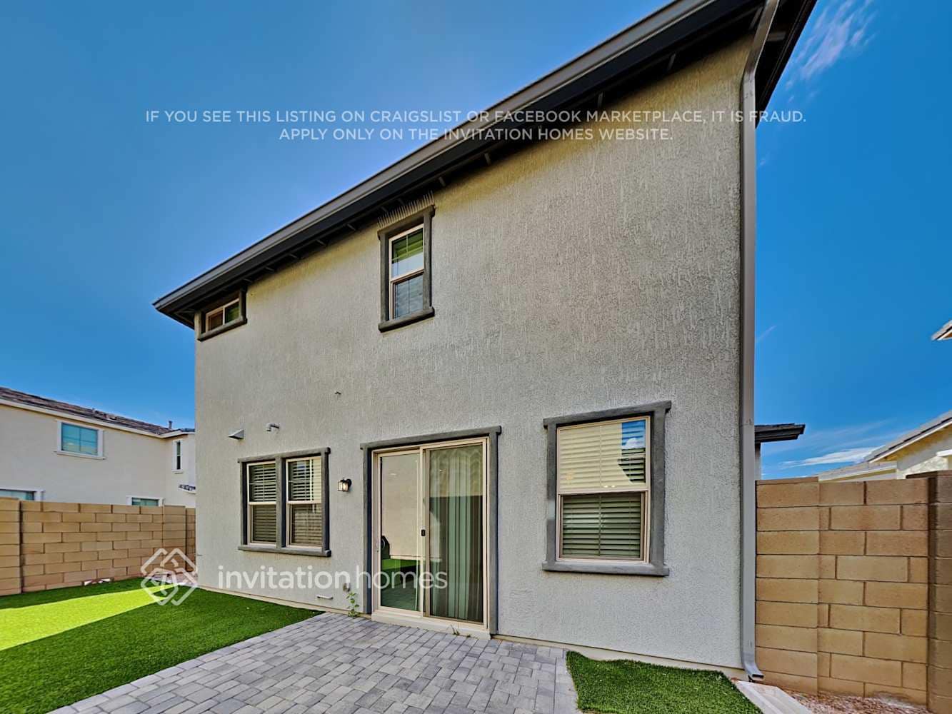 Building Photo - 239 N Sandal