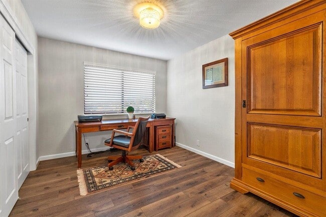 Building Photo - 14653 Ramstad Dr