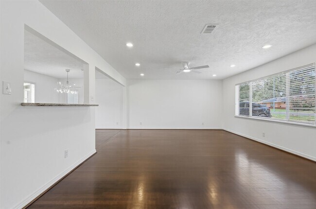Building Photo - 10033 Whiteside Ln