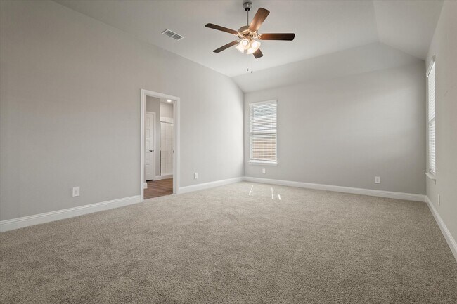 Building Photo - 1704 Woodpecker St
