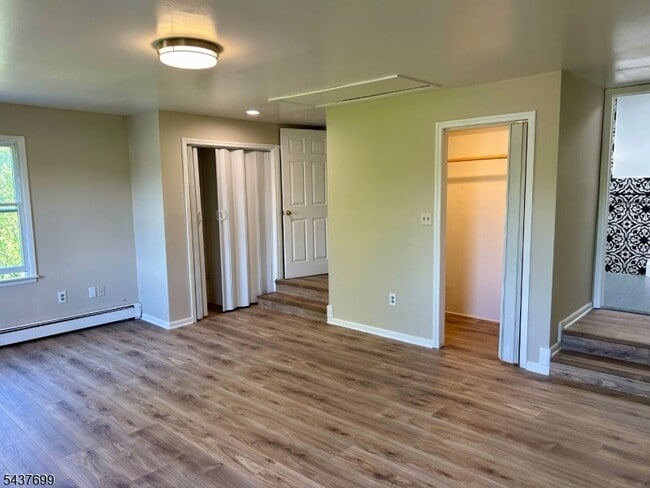 Building Photo - 8 Station Rd