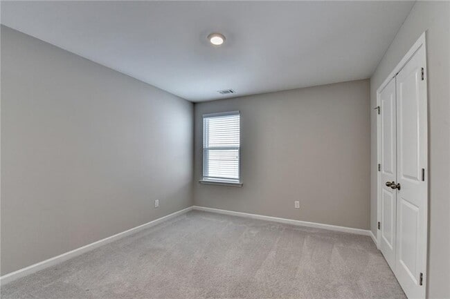 Building Photo - 4335 Magpie Dr